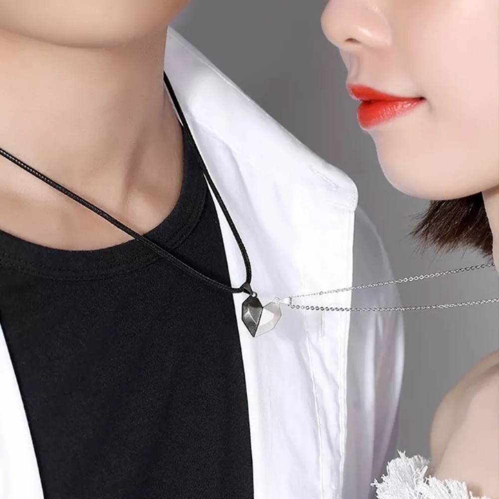 New couples puzzle heart set necklaces 2 necklaces Includes